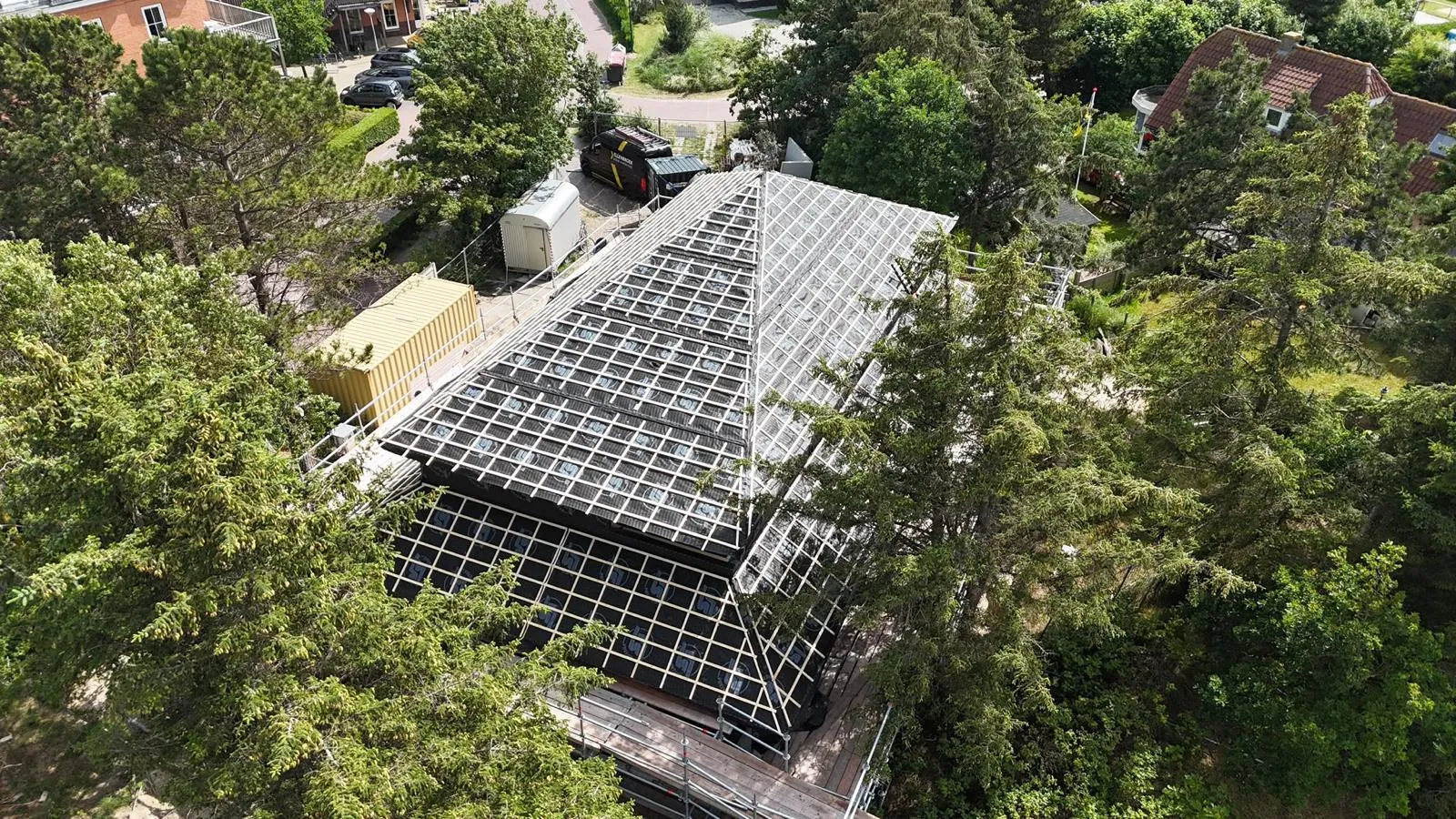 Project: Drie zorgwoningen  te Vries