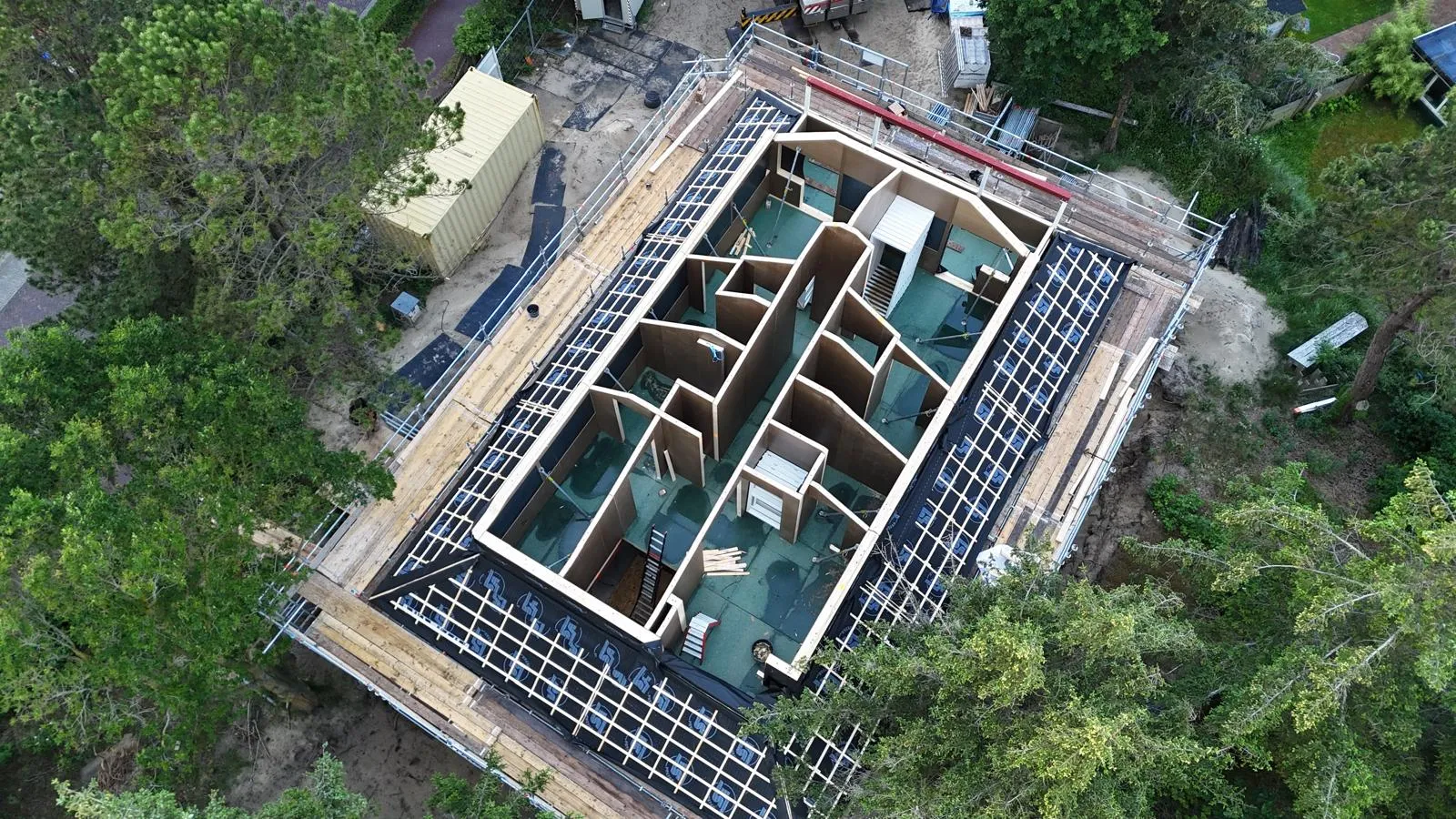 Project: Drie zorgwoningen  te Vries