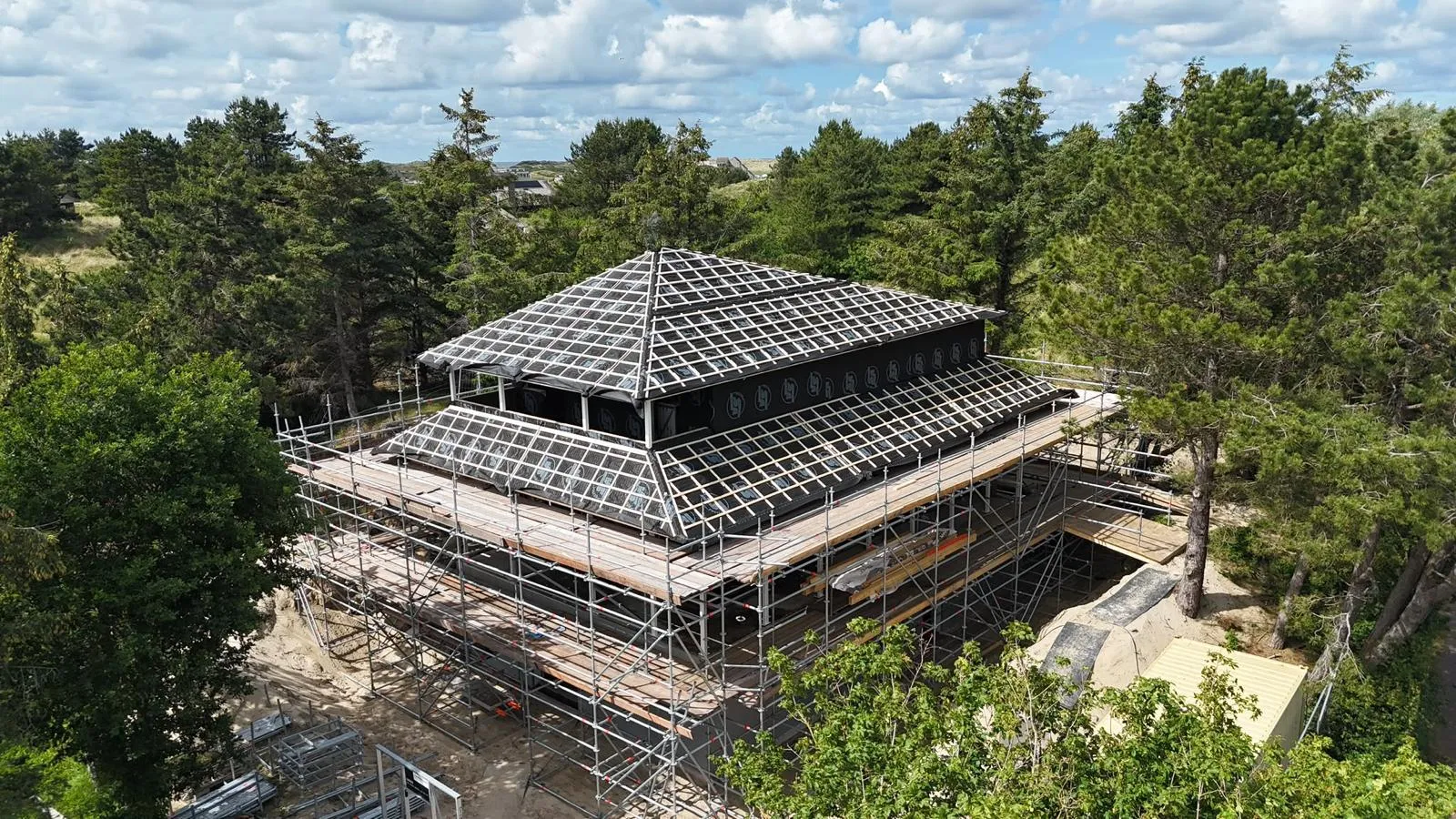 Project: Drie zorgwoningen  te Vries