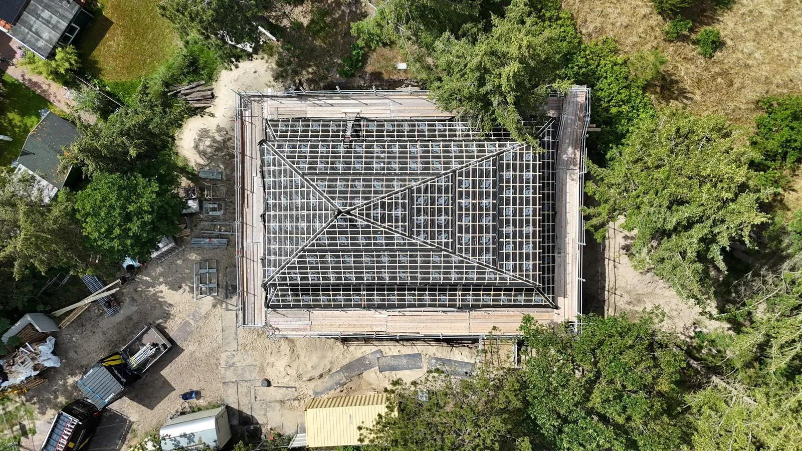 Project: Drie zorgwoningen  te Vries